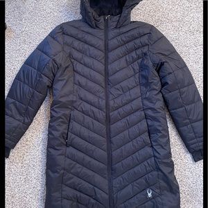 Black knee-length puffer coat